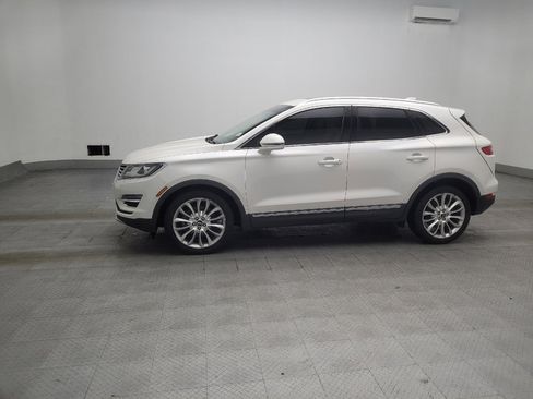 Used 2017 Lincoln MKC Reserve FWD image 2