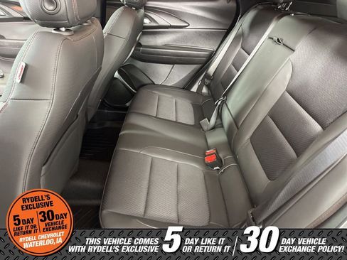 Used 2023 Chevrolet TrailBlazer RS w/ Convenience Package image 17