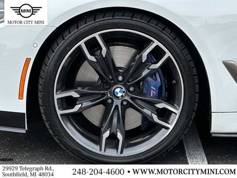 Used 2018 BMW M550i xDrive w/ Driving Assistance Package AWD/4WD image 11