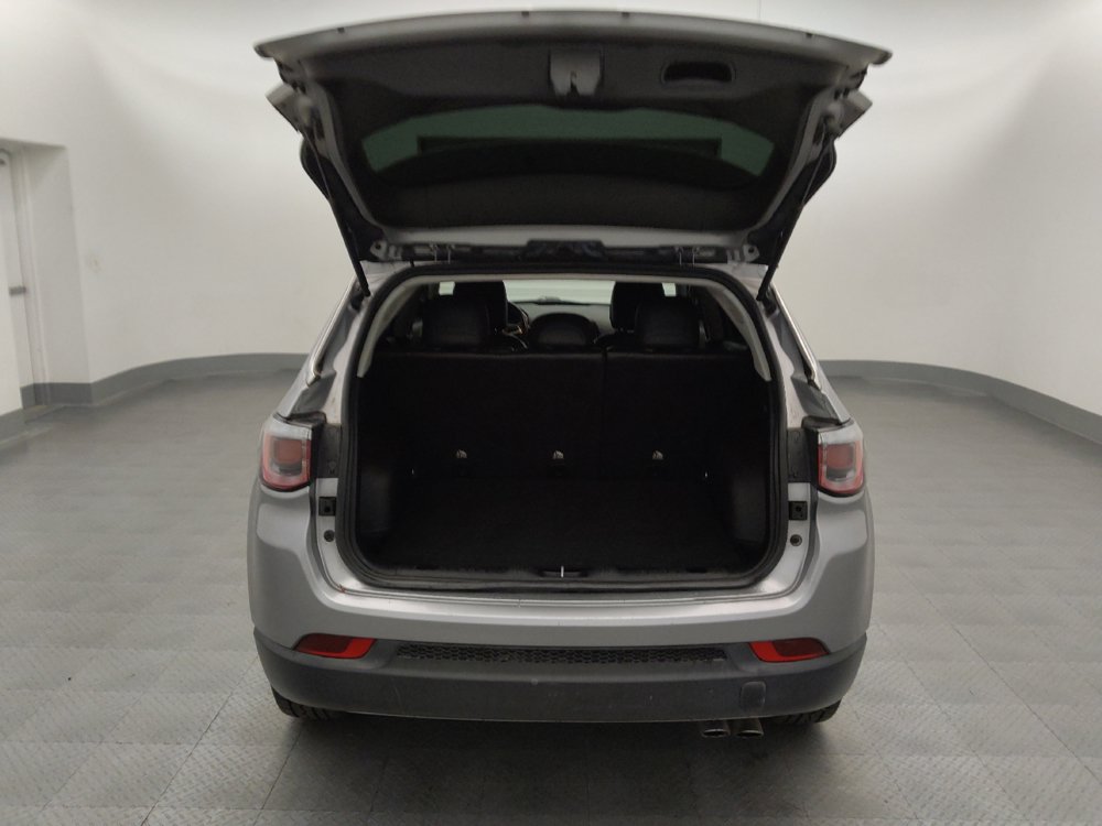 Used 2019 Jeep Compass Limited FWD image 29