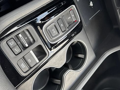 Used 2023 Honda Pilot Touring image 23