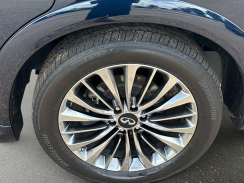 Used 2021 INFINITI QX80 Sensory w/ All-Season Package AWD/4WD image 10