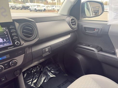 Used 2022 Toyota Tacoma SR w/ SX Package image 13