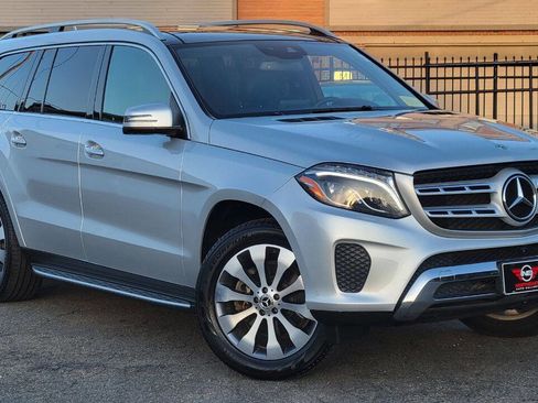 Used 2019 Mercedes-Benz GLS 450 4MATIC image 4