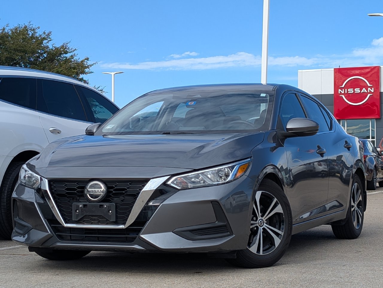 Used 2020 Nissan Sentra SV FWD image 2