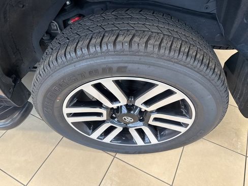 Used 2023 Toyota 4Runner Limited image 10