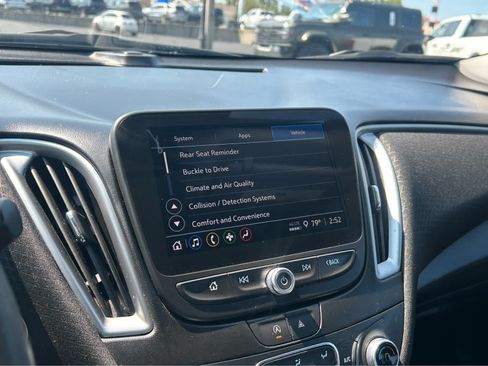 Used 2025 Chevrolet Malibu LT FWD image 28