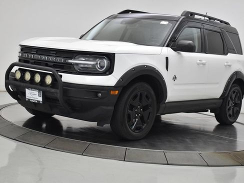Used 2022 Ford Bronco Sport Outer Banks w/ Tech Package AWD/4WD image 14
