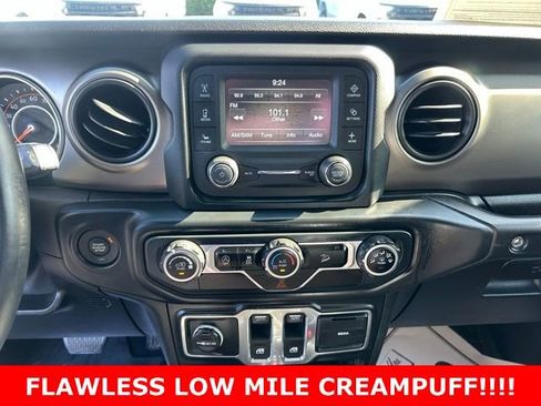 Used 2018 Jeep Wrangler Sport AWD/4WD image 21