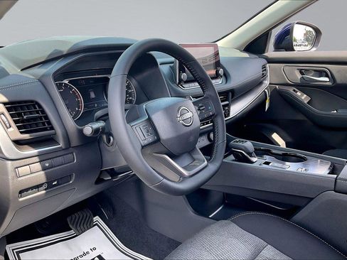 New 2026 Nissan Rogue SV FWD image 7