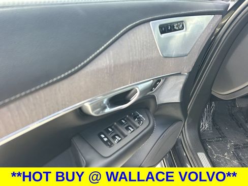 Used 2023 Volvo XC90 B6 Ultimate w/ Lounge Package AWD/4WD image 14