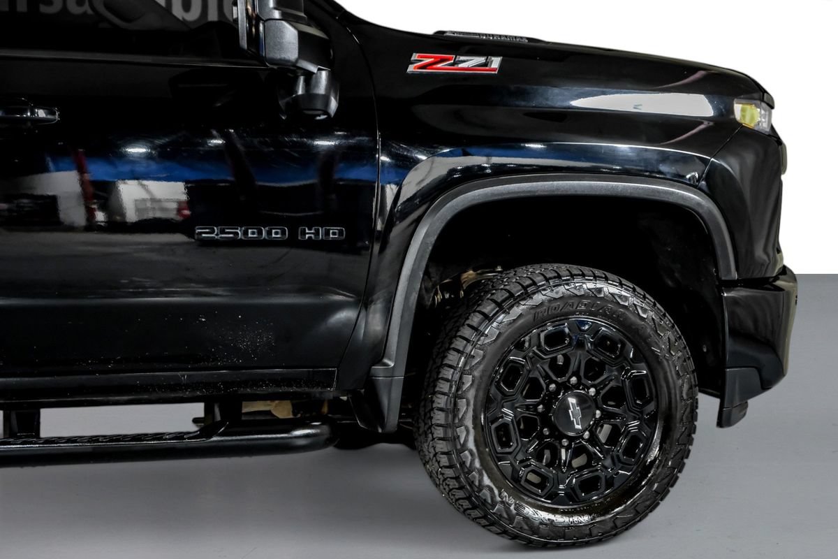 Used 2021 Chevrolet Silverado 2500 LTZ w/ LTZ Plus Package AWD/4WD image 7
