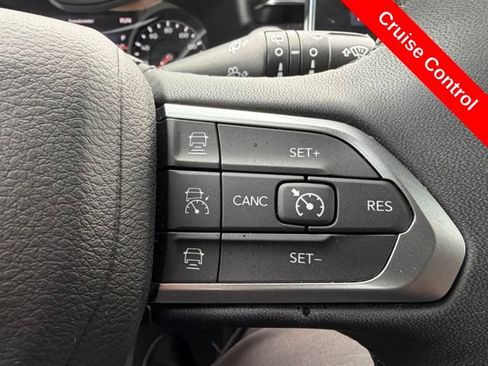 Used 2026 Jeep Compass Limited AWD/4WD image 38