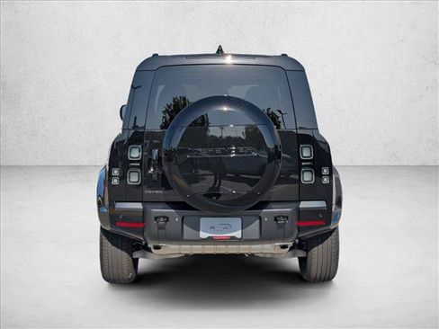 New 2026 Land Rover Defender 110 X-Dynamic SE AWD/4WD image 8