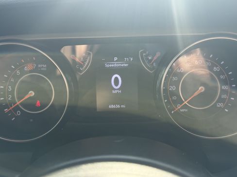 Used 2023 Jeep Wrangler Unlimited Sport AWD/4WD image 8