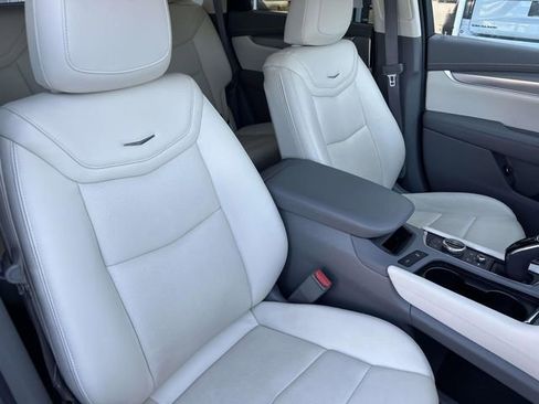 Certified 2023 Cadillac XT5 Premium Luxury image 22