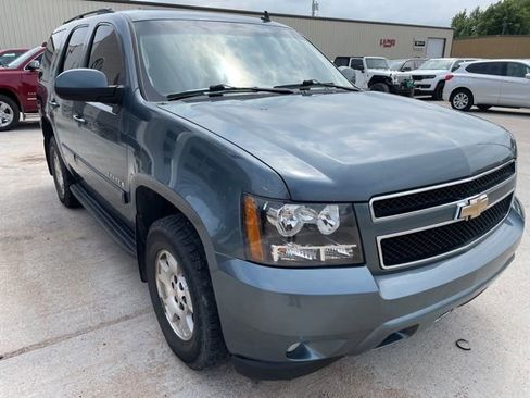 Used 2008 Chevrolet Tahoe LT image 2