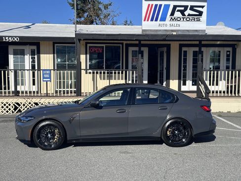 Used 2024 BMW M3 w/ M Carbon Exterior Package RWD image 4