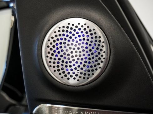 Used 2023 BMW XM w/ M Driver's Package image 26