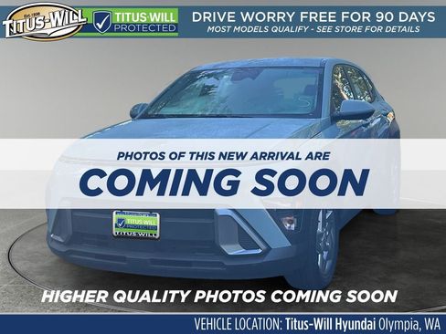 Used 2025 Hyundai Kona SE FWD image 3