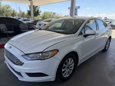 Used 2017 Ford Fusion S FWD image 3