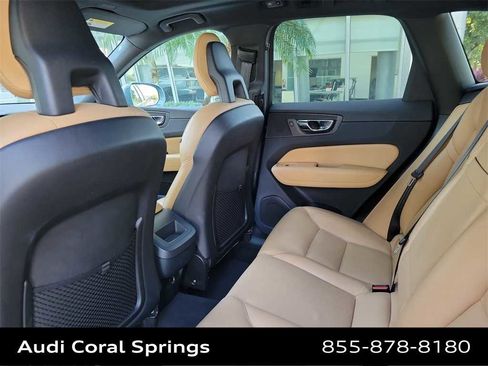 Used 2019 Volvo XC60 T5 Momentum w/ Premium Package image 20