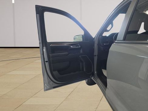 Used 2024 Chevrolet Silverado 1500 LT image 10