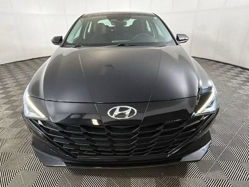 Used 2022 Hyundai Elantra SEL FWD image 8