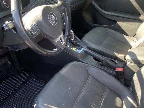 Used 2012 Volkswagen Jetta SE image 10
