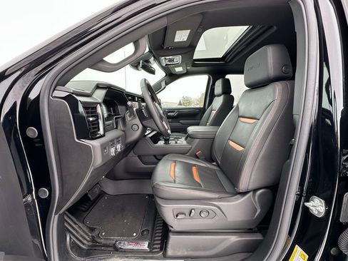 Used 2025 GMC Sierra 1500 AT4 w/ AT4 Preferred Package image 2