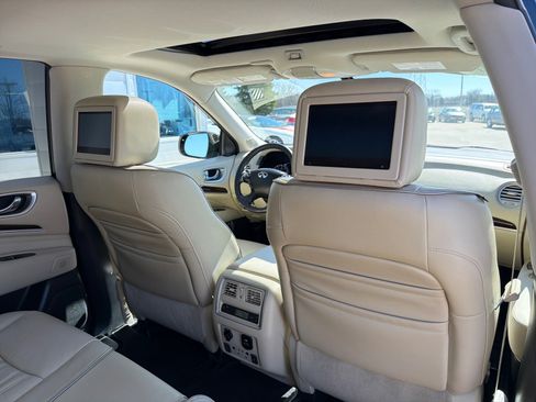 Used 2017 INFINITI QX60 Luxe w/ Deluxe Technology Package image 29