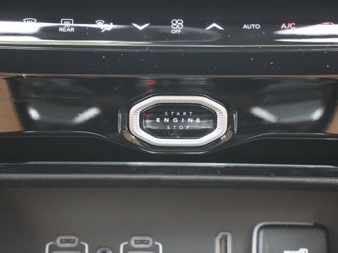 Used 2026 Jeep Grand Cherokee L Summit w/ Advanced Protech Group IV AWD/4WD image 29