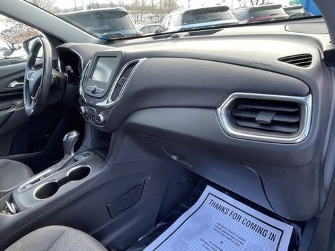 Used 2018 Chevrolet Equinox LT image 37