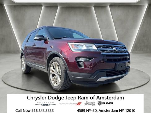 Used 2018 Ford Explorer XLT w/ Equipment Group 202A AWD/4WD image 1