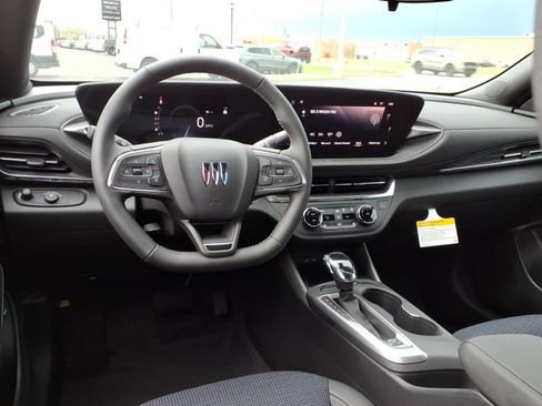 New 2026 Buick Envista Preferred w/ Convenience I Package FWD image 5