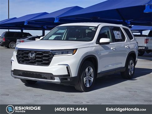 New 2025 Honda Pilot EX-L image 2
