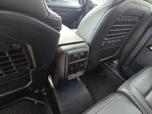 Certified 2025 Ford Bronco Badlands image 15