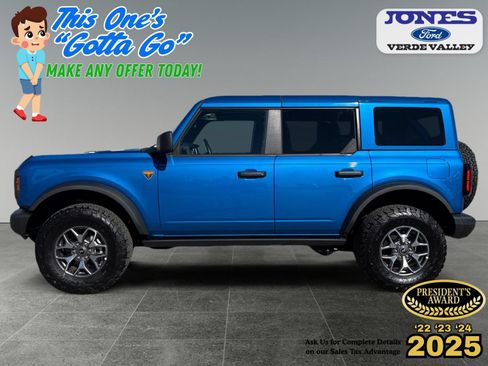Used 2025 Ford Bronco Badlands AWD/4WD image 2