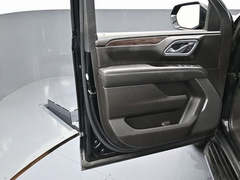 Used 2021 Chevrolet Tahoe LS image 42