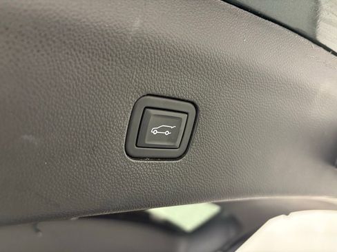 Used 2024 Buick Enclave Essence w/ Sound and Sites Package image 45