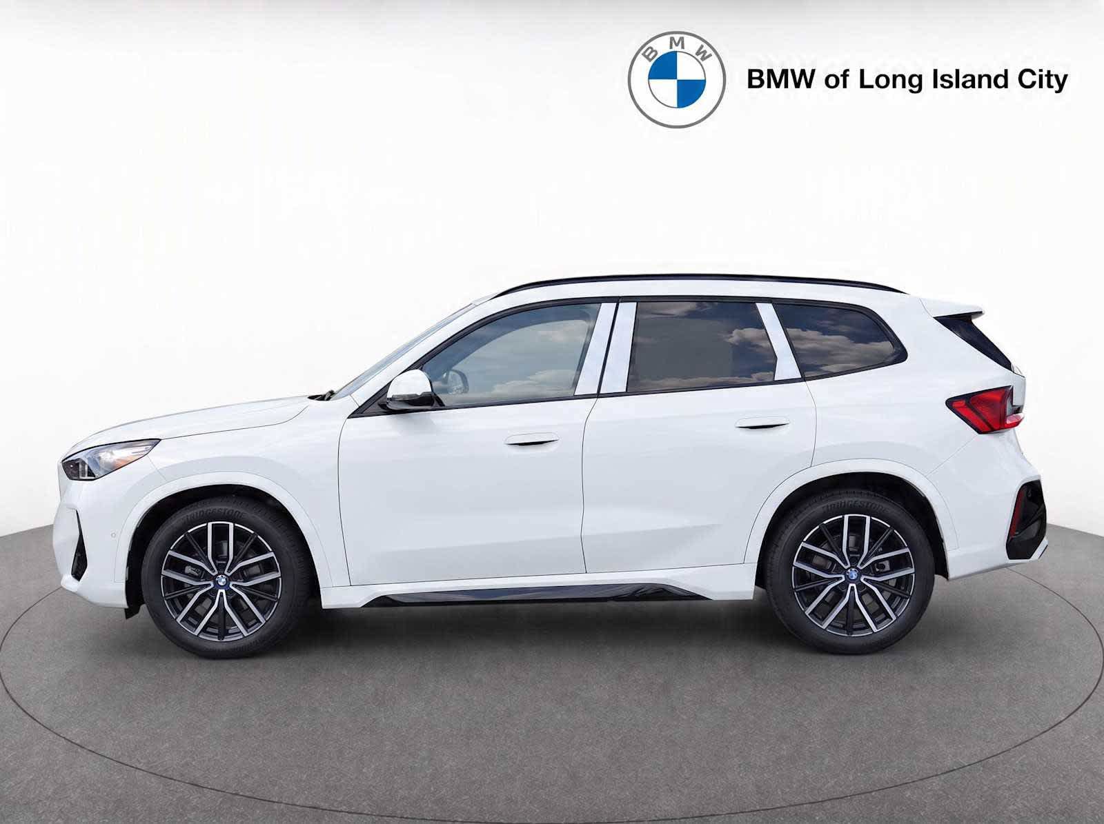 New 2027 BMW X1 xDrive28i AWD/4WD image 4