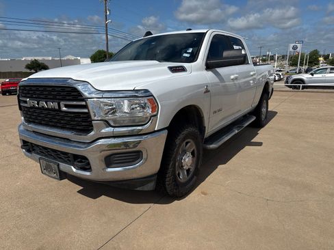 Used 2022 RAM 2500 Big Horn AWD/4WD image 3