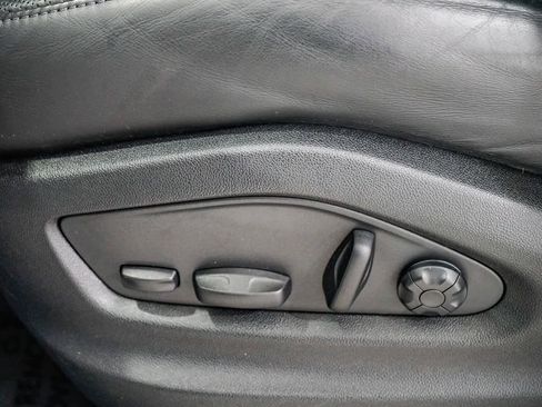 Used 2023 Porsche Cayenne S Platinum image 21