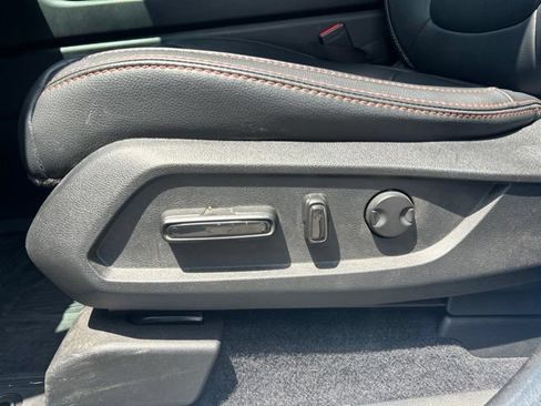 Used 2024 Honda Pilot TrailSport image 25
