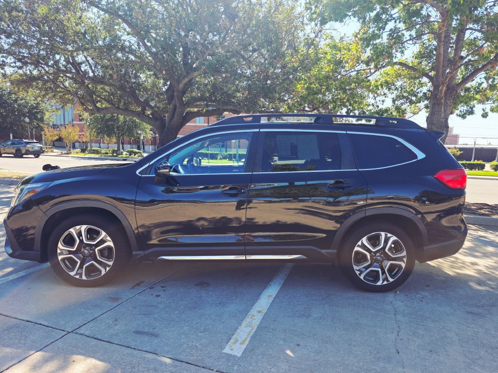 Used 2023 Subaru Ascent Limited AWD/4WD image 24