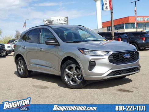 Certified 2024 Ford Escape ST-Line w/ Tech Pack #1 AWD/4WD image 1