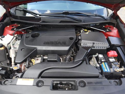 Used 2016 Nissan Altima 2.5 SV FWD image 32