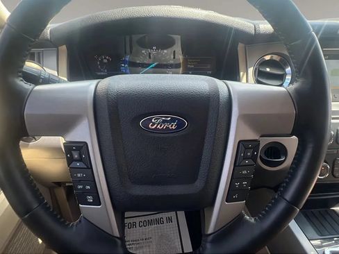 Used 2016 Ford Expedition Limited w/ Equipment Group 301A RWD image 11