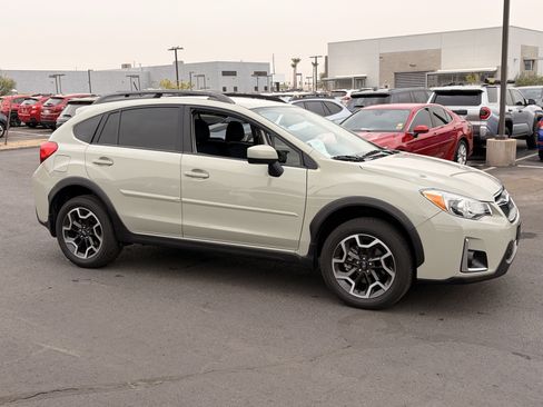 Used 2017 Subaru Crosstrek 2.0i Premium w/ Popular Package #2 AWD/4WD image 7