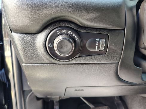 Certified 2024 Dodge Durango R/T image 30